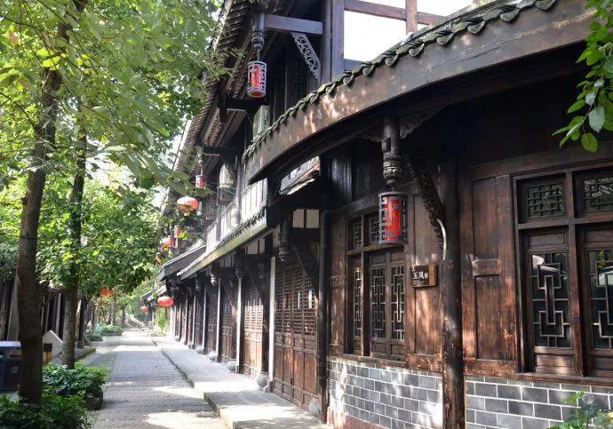 巨魔与勇士